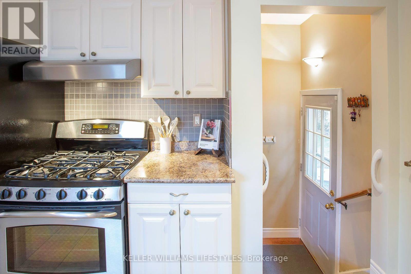 155 TROWBRIDGE AVENUE - Image 13