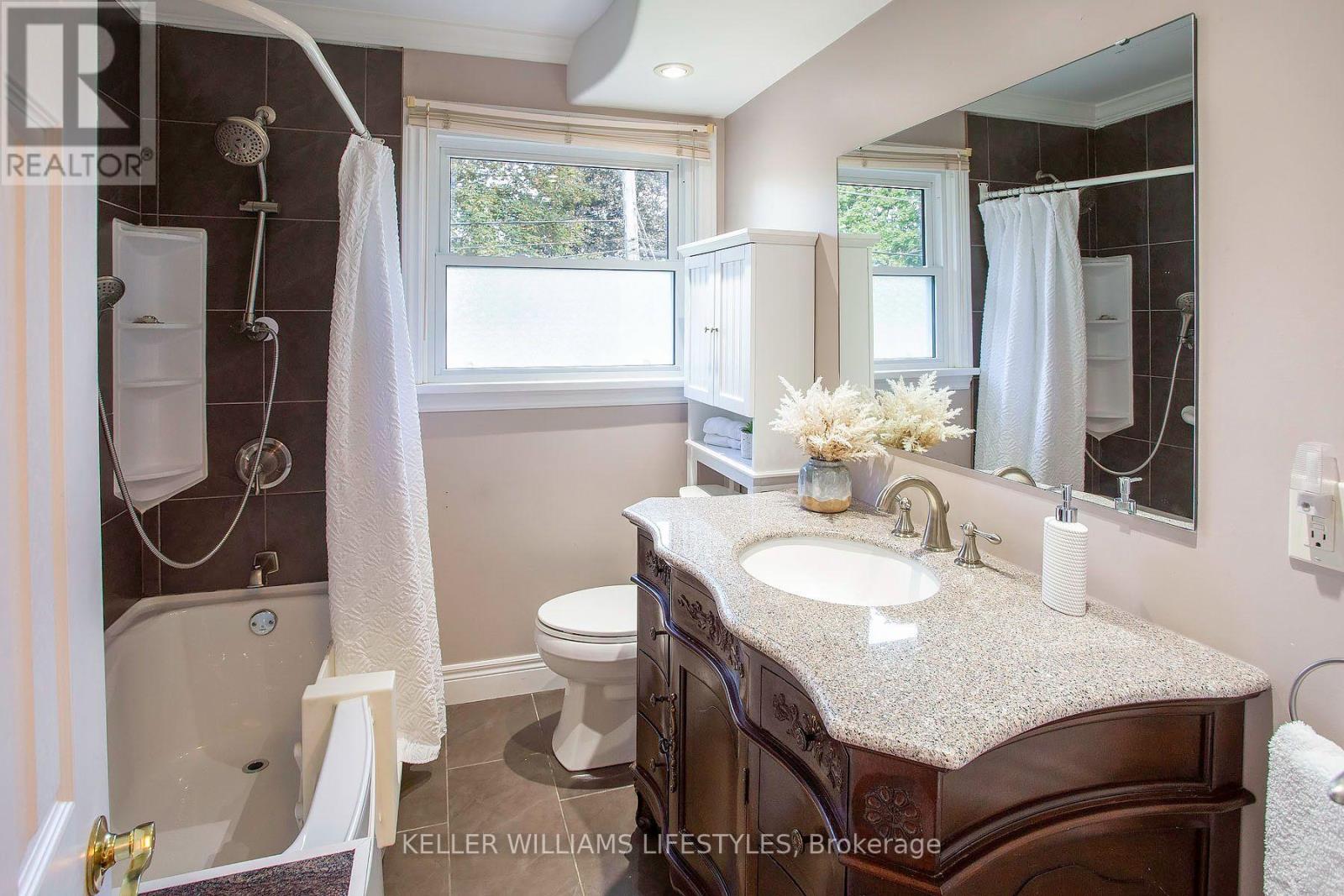 155 TROWBRIDGE AVENUE - 20