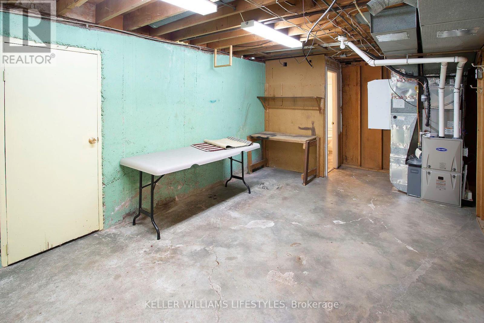 155 TROWBRIDGE AVENUE - Image 28