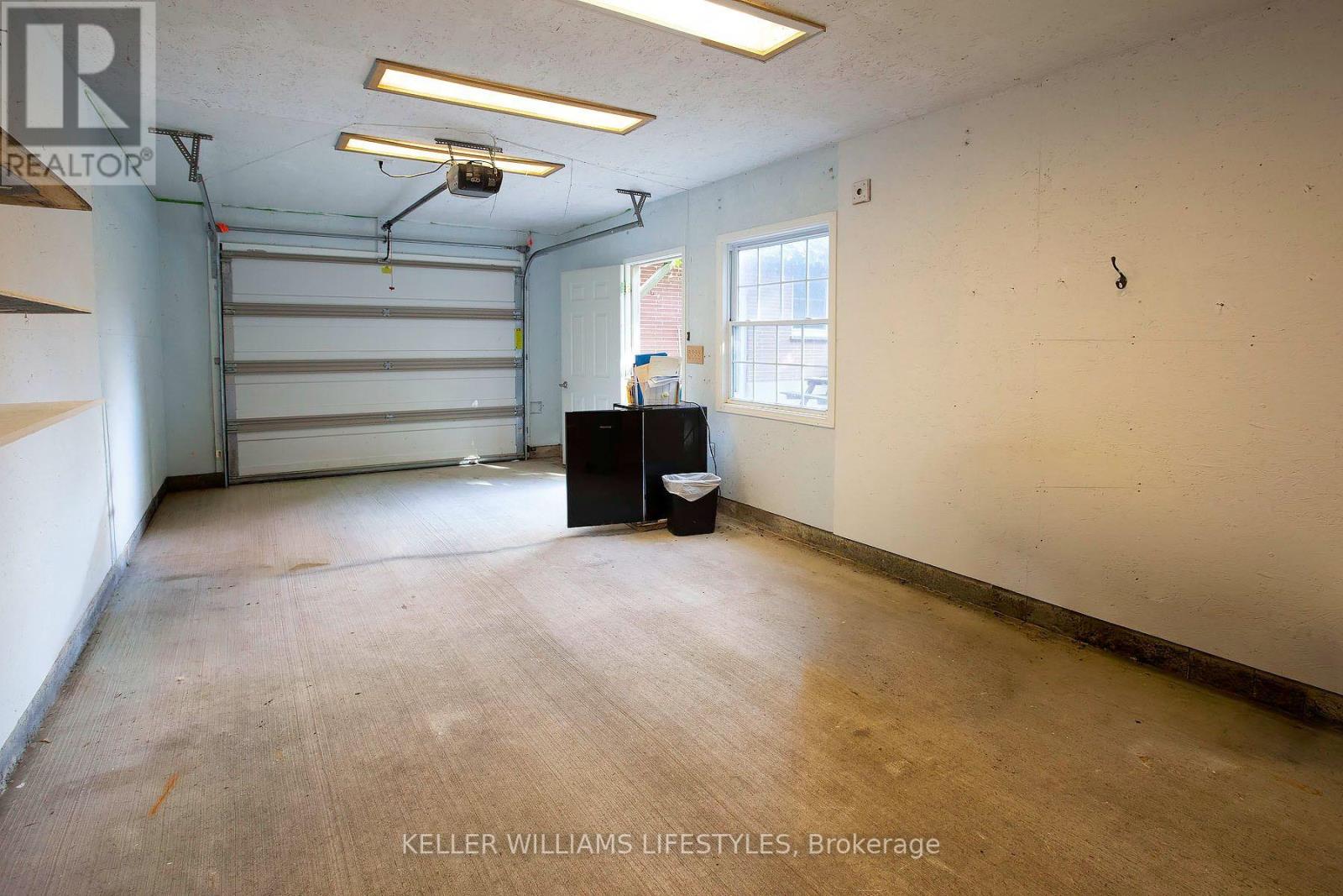 155 TROWBRIDGE AVENUE - 30