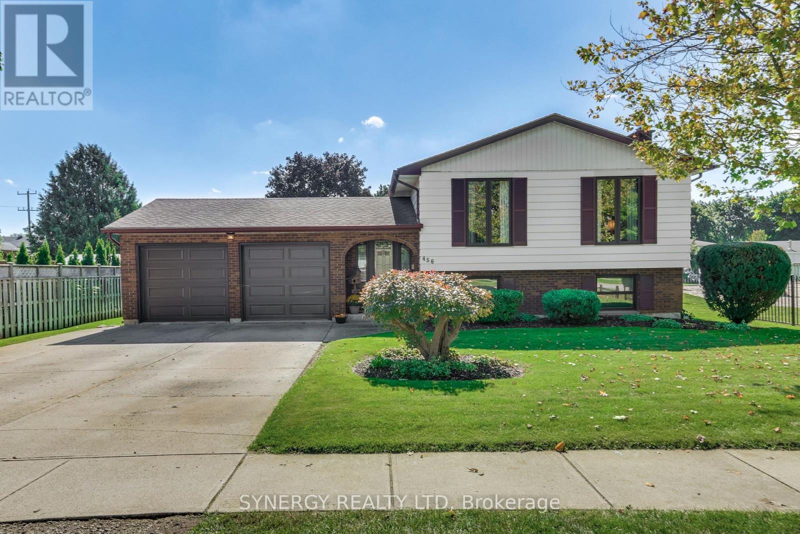 456 SAULSBURY STREET - 1