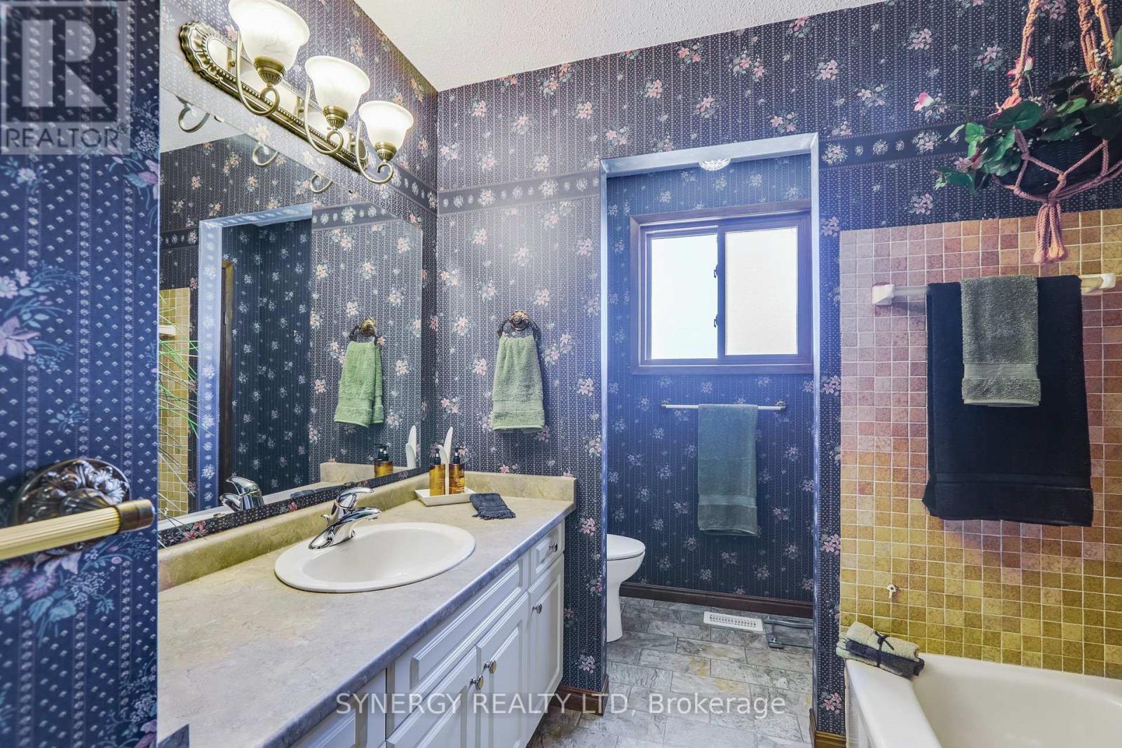 456 SAULSBURY STREET - Image 27