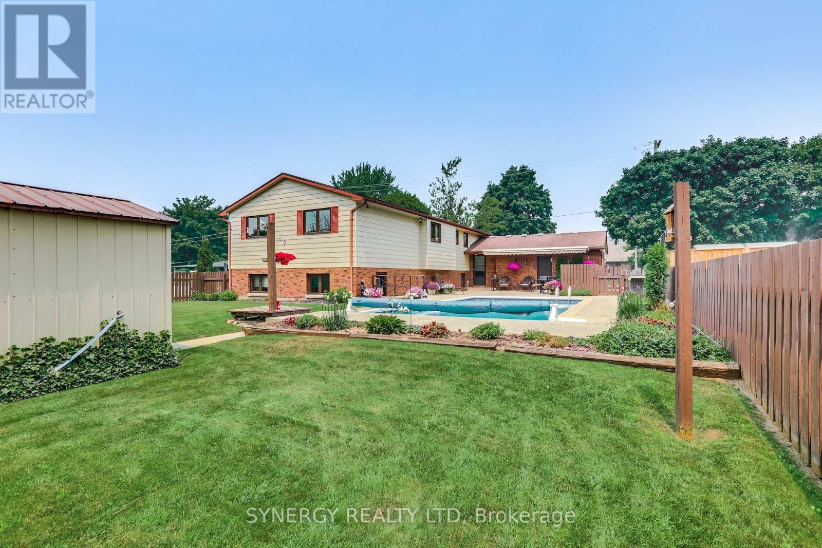 456 SAULSBURY STREET - 9