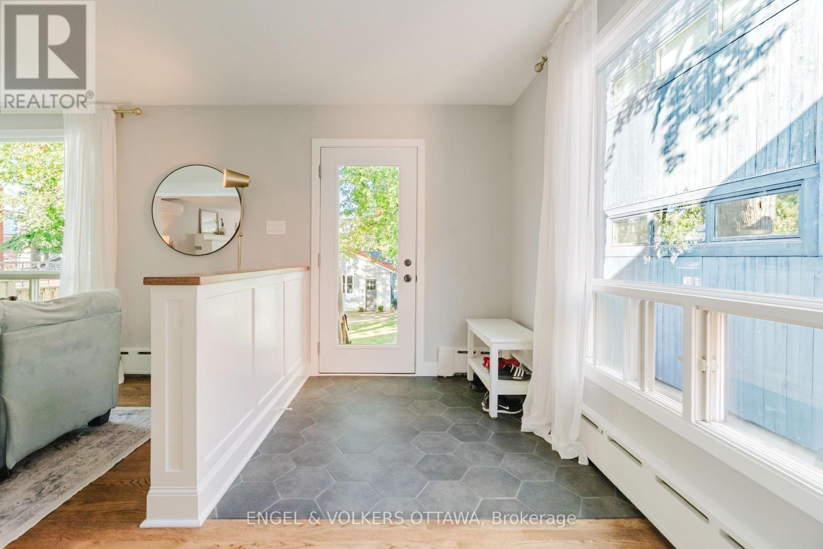 198 STANLEY AVENUE - 18