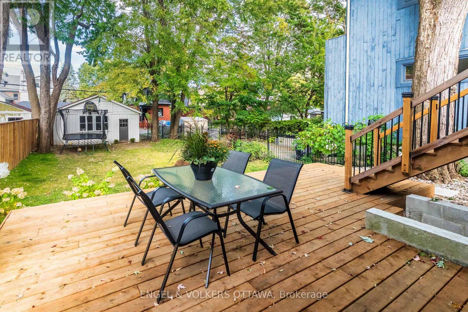 198 STANLEY AVENUE - 46