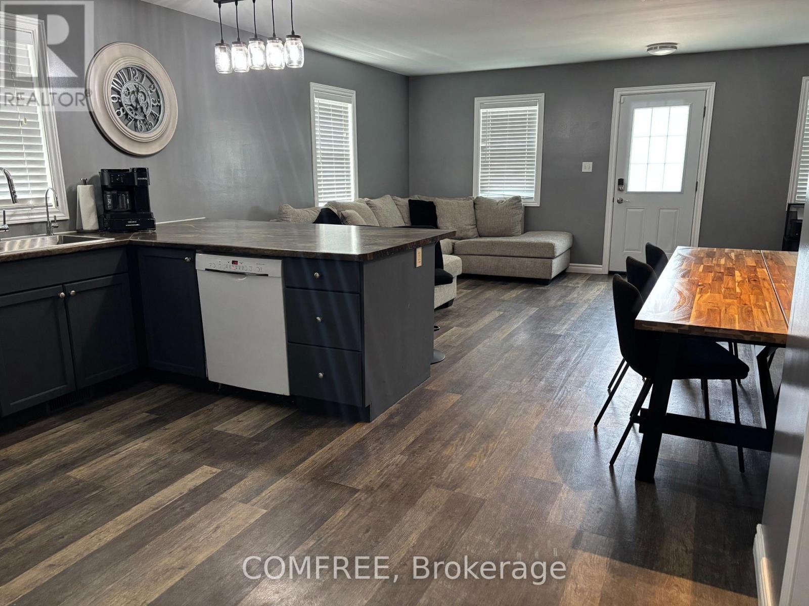 287 BROCK STREET, Brantford — photo 11