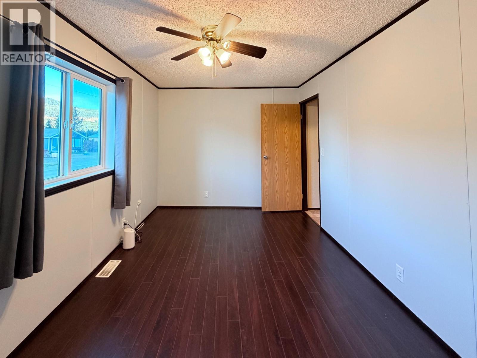 4821 CRESCENTWOOD Drive - Image 25