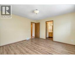 31 Riverside Place, Cochrane, AB T4C1J6 Photo 22