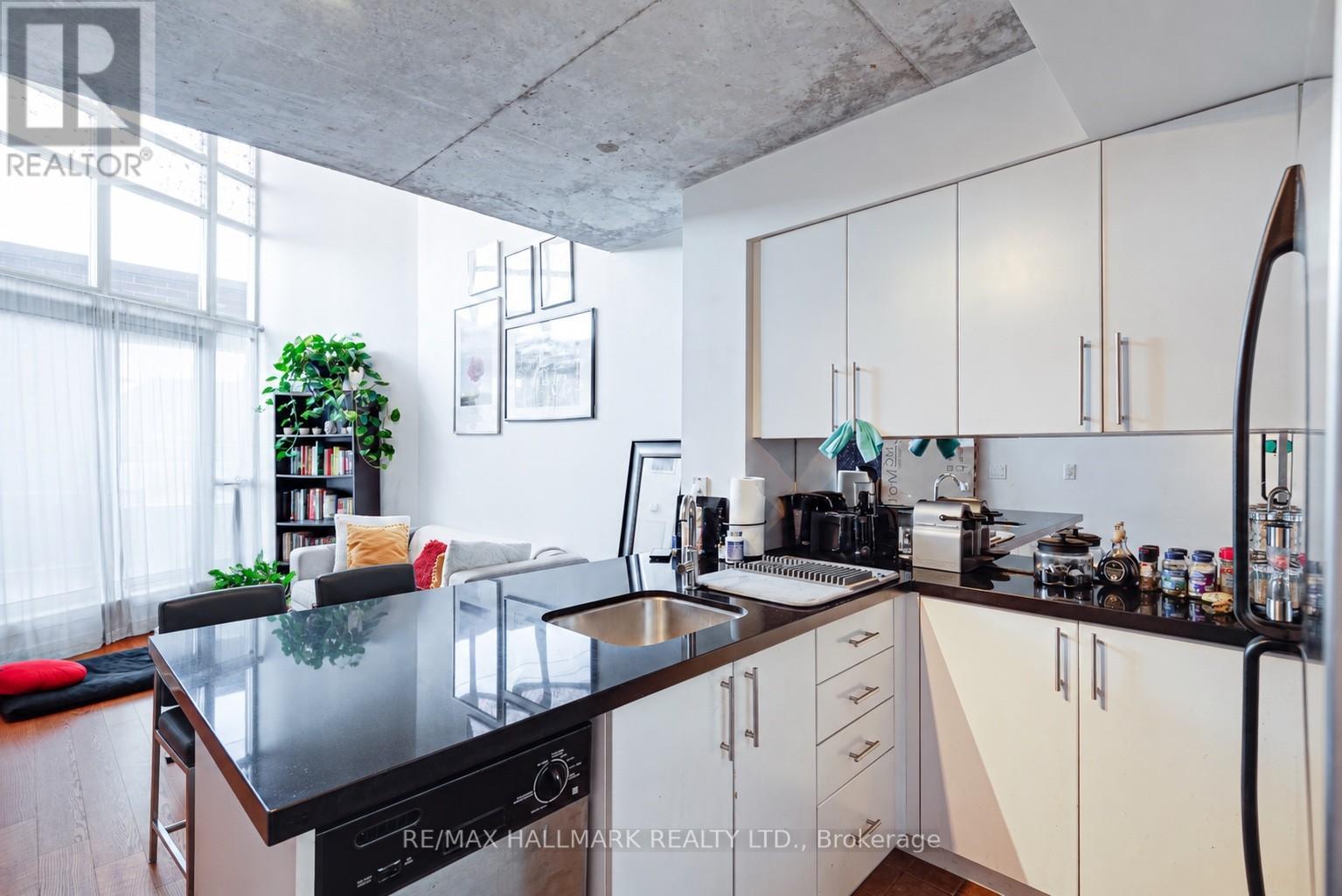 214 - 255 RICHMOND STREET E, Toronto (Moss Park) — photo 2