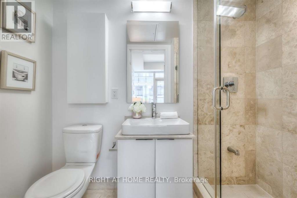 #708 14 YORK STREET - 13