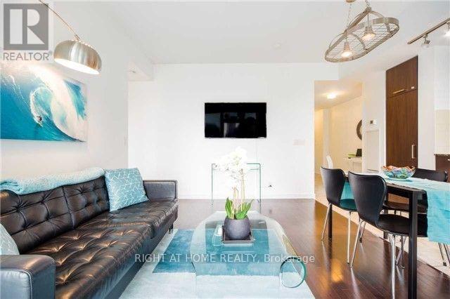 #708 14 YORK STREET - 3