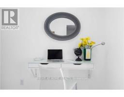 708 - 14 York Street, Toronto, ON M5J0B1 Photo 8