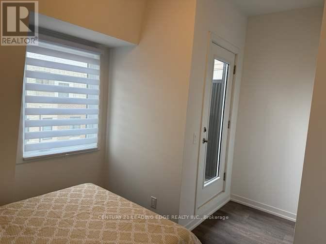 ROOM 5 - 9 SPRUCE PINES CRESCENT, Toronto (Victoria Village) — photo 4