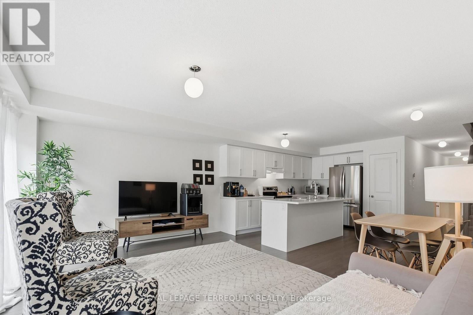 129 Sailors Landing, Clarington, ON photo 14