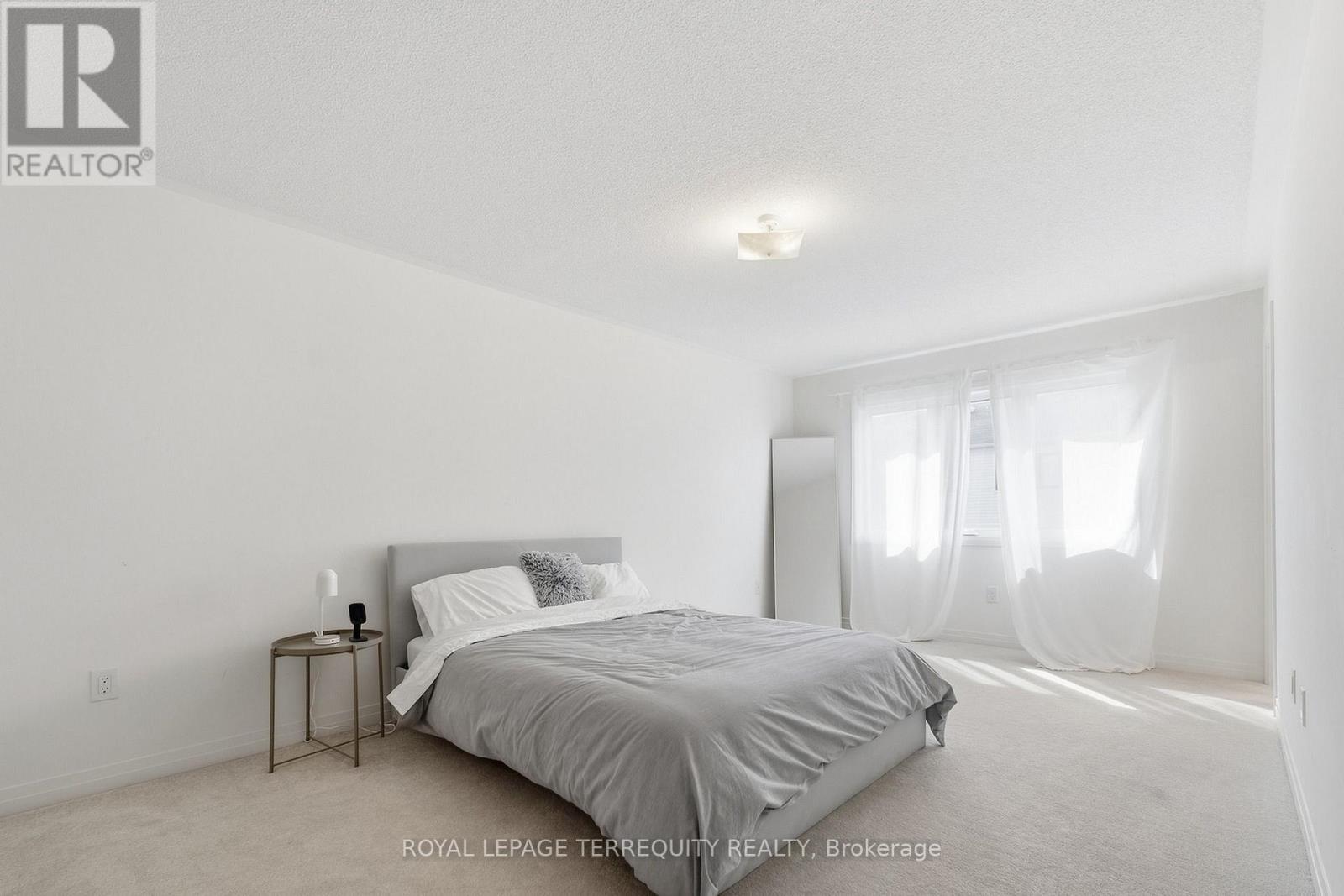 129 Sailors Landing, Clarington, ON photo 17