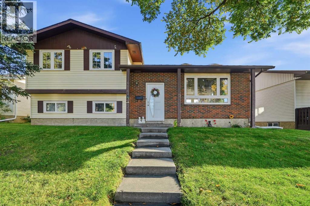 4615 31 Avenue NE - 2