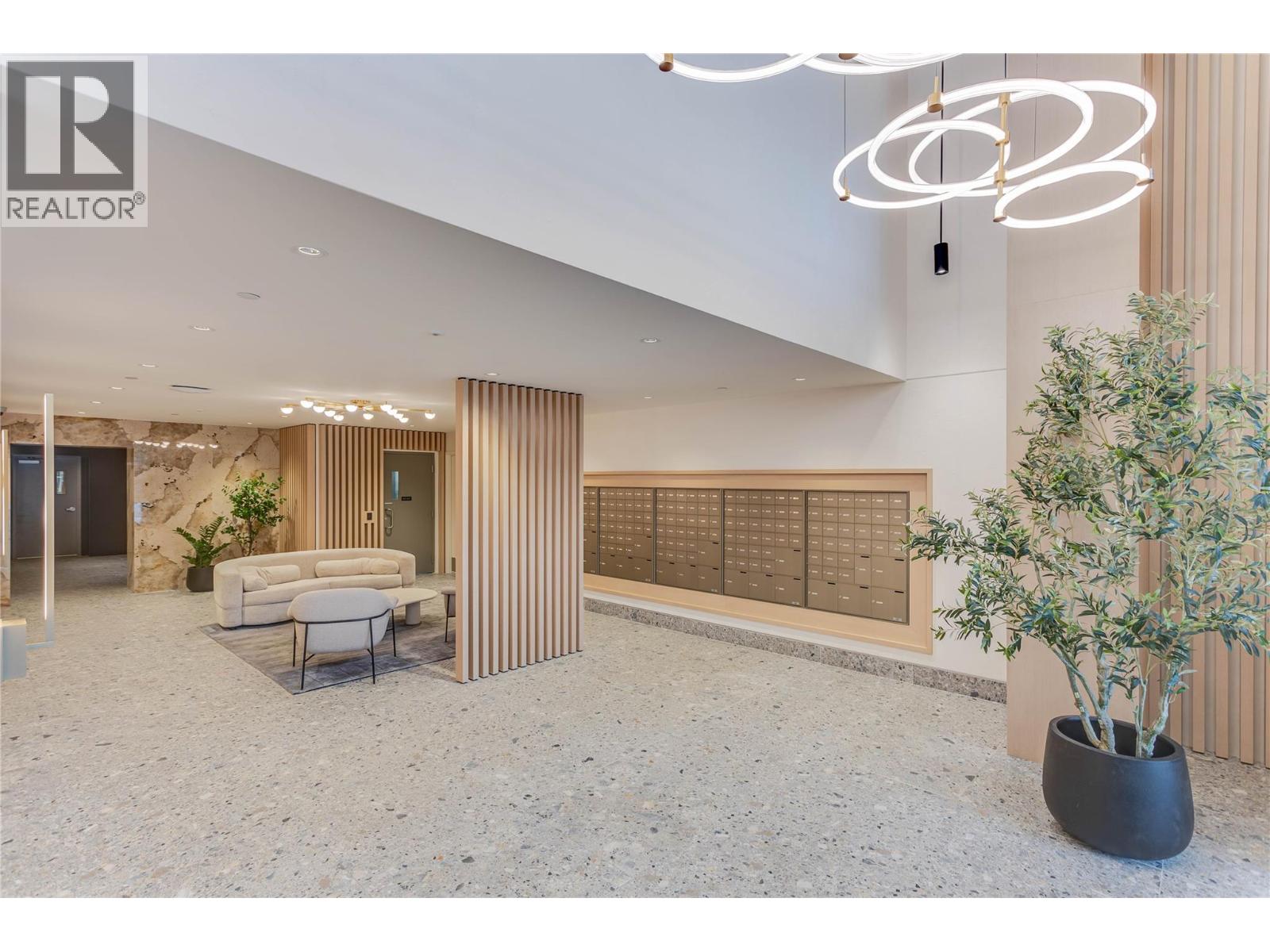 3300 Lakeshore Road Unit# PH1406, Kelowna