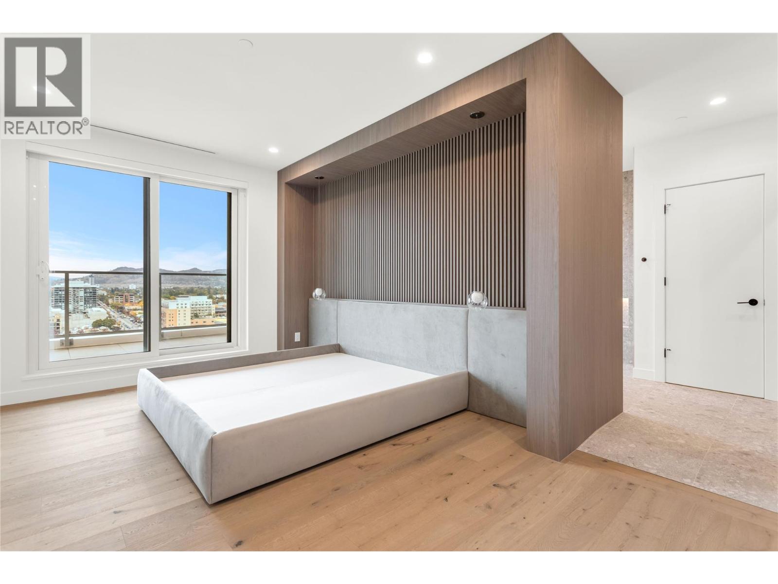 3300 Lakeshore Road Unit# PH1406, Kelowna