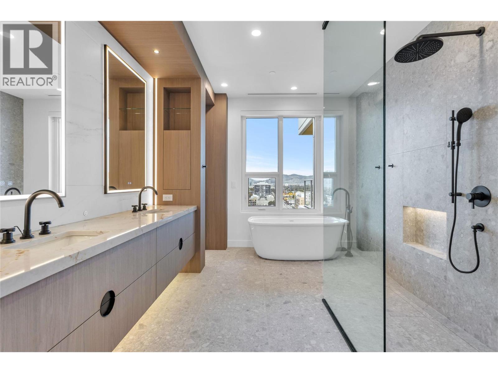 3300 Lakeshore Road Unit# PH1406, Kelowna