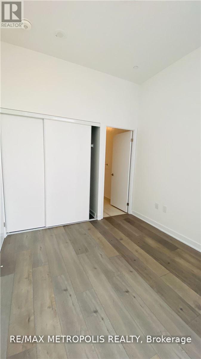 211 - 10 HONEYCRISP CRESCENT, Vaughan (Vaughan Corporate Centre) — photo 7