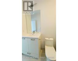 211 - 10 Honeycrisp Crescent, Vaughan, ON L4K0M7 Photo 14
