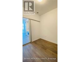 211 - 10 Honeycrisp Crescent, Vaughan, ON L4K0M7 Photo 18