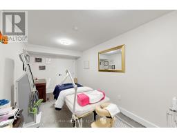 63 Willett Crescent, Richmond Hill, ON L4C7W2 Photo 35