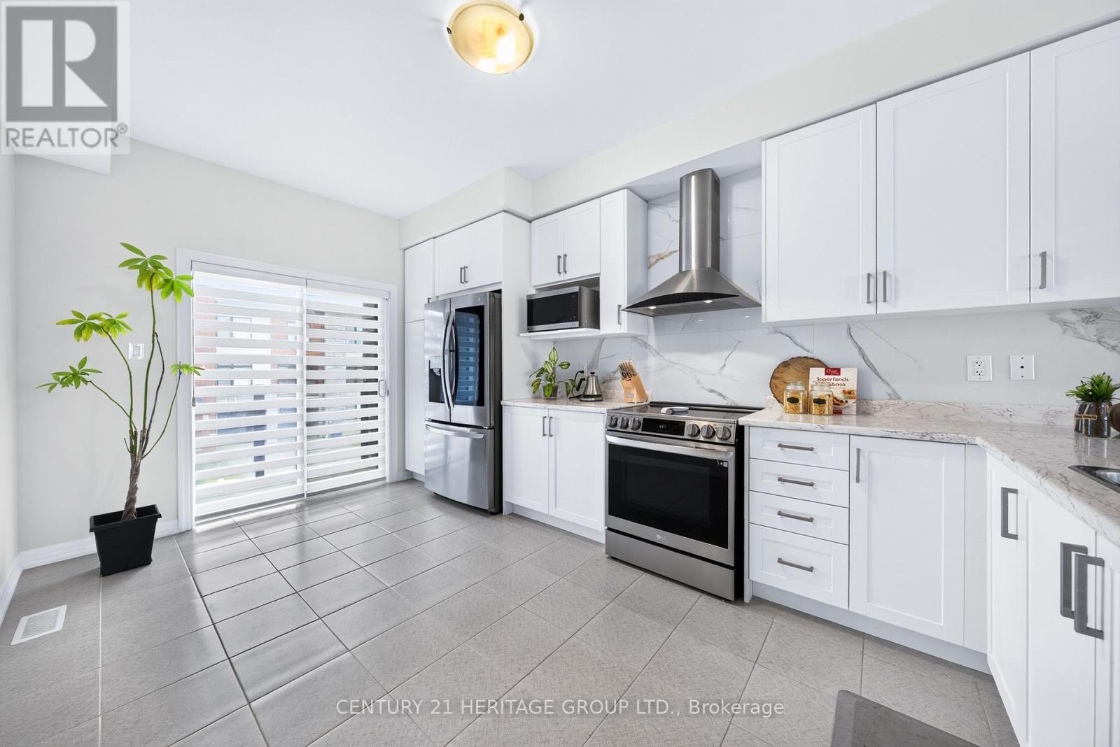 55 DELANO WAY - Image 15