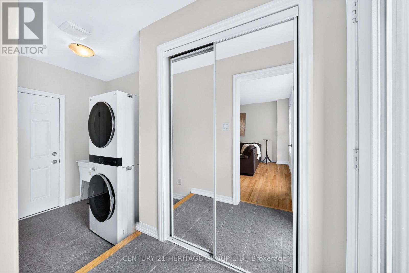 55 DELANO WAY - Image 31