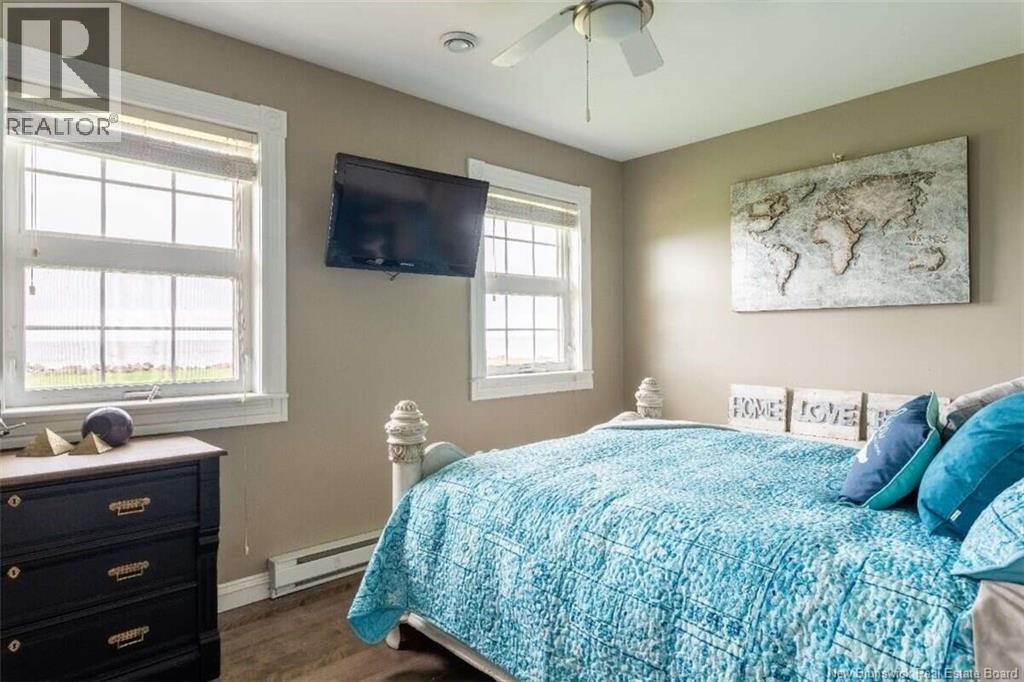 16 Spence's Beach Road - Image 28
