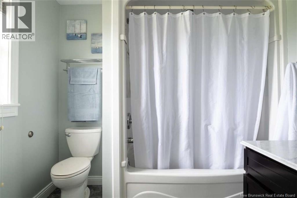 16 Spence's Beach Road - Image 33