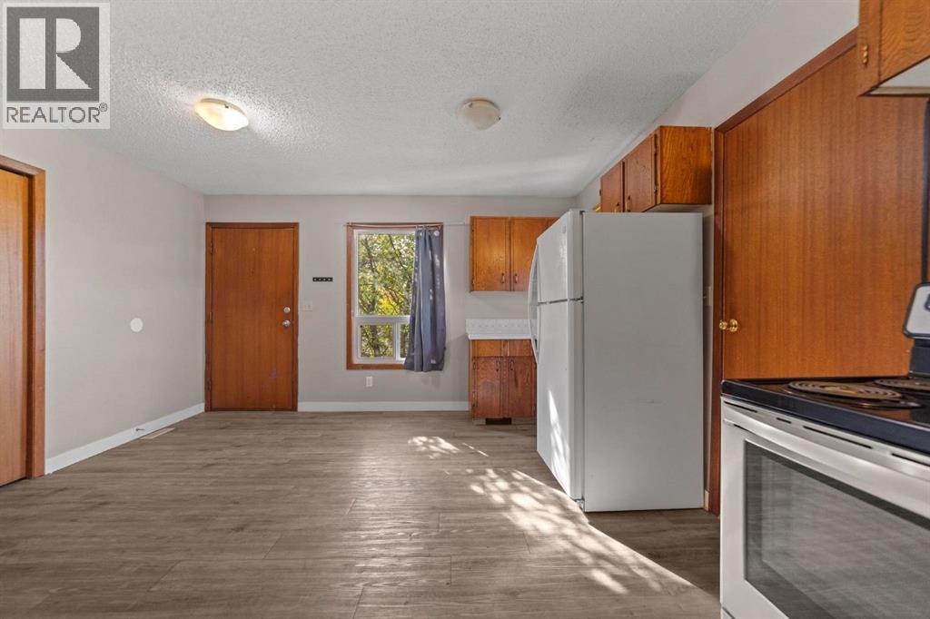 5212 52 Street - 16