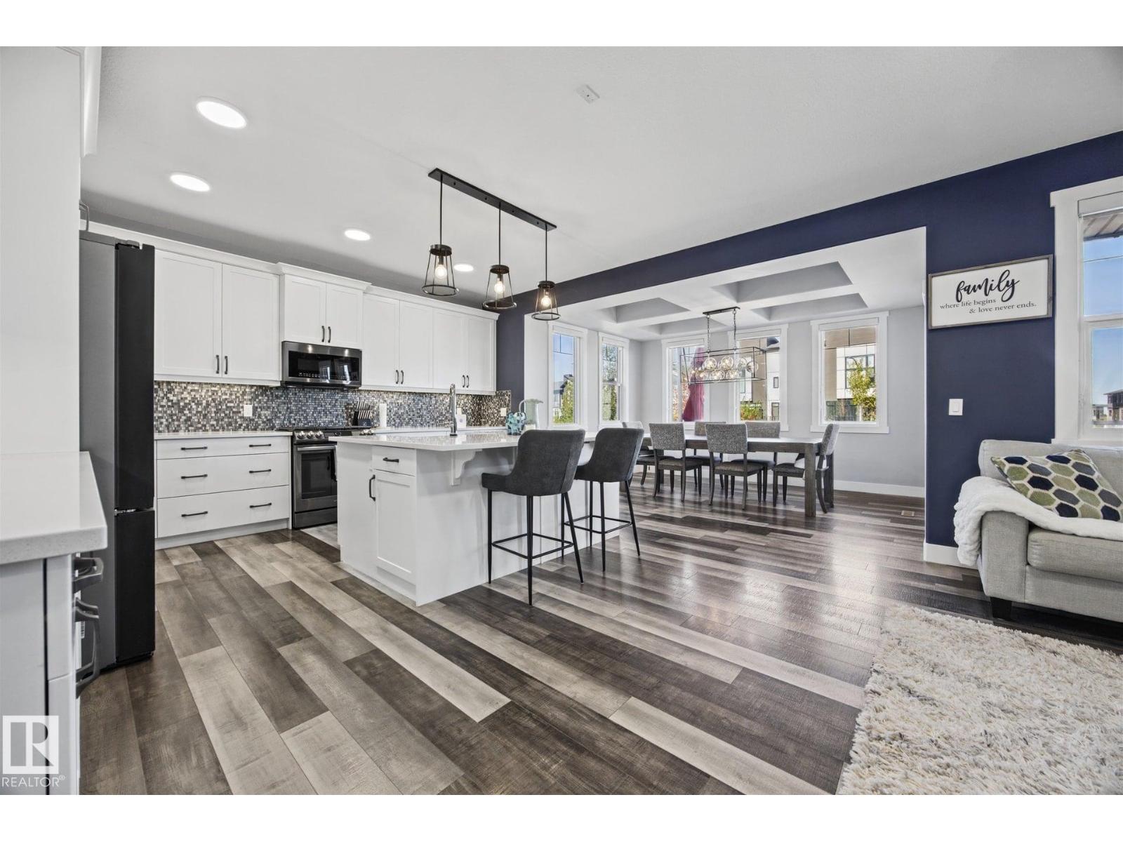 78 AINSLEY WY - 5