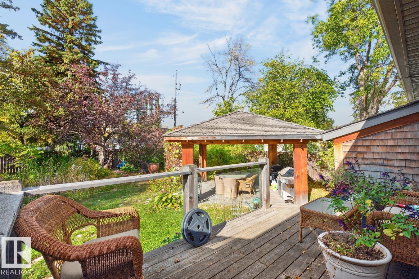 11010 110 AV NW - Image 32