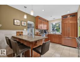 11010 110 Av Nw, Edmonton, AB T5H1H9 Photo 14