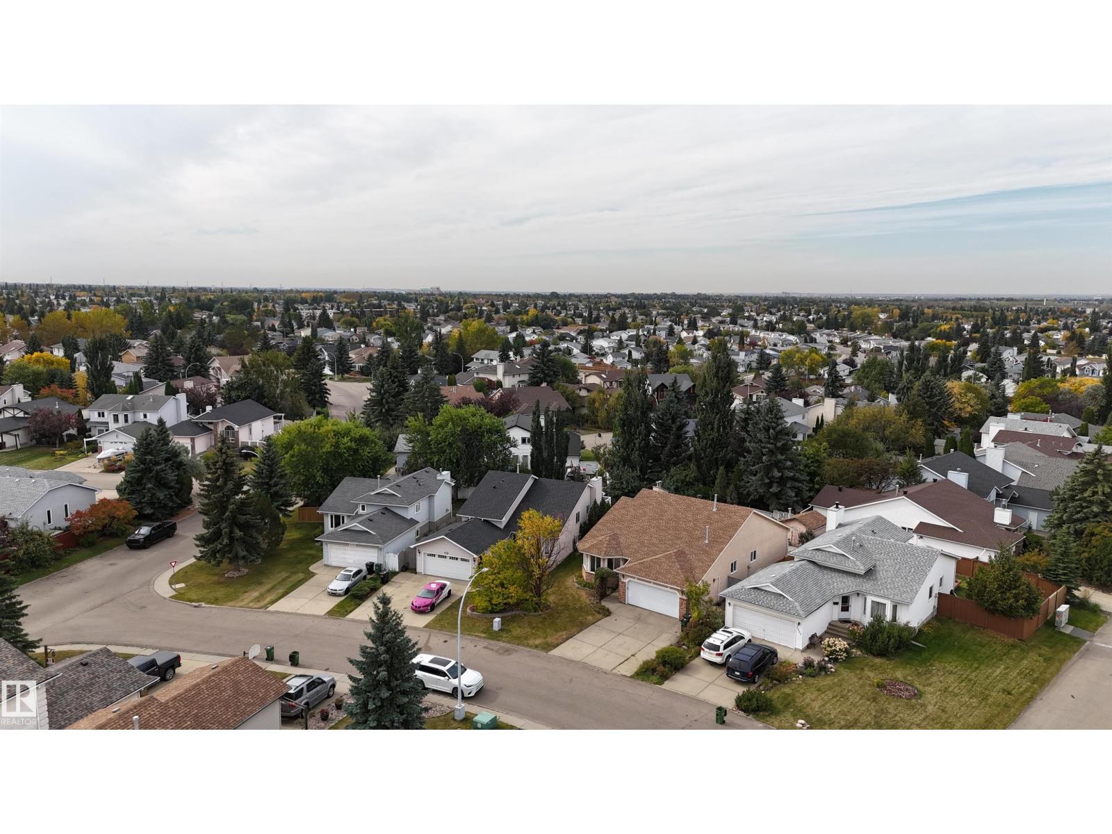 4440 32 ST NW - 51
