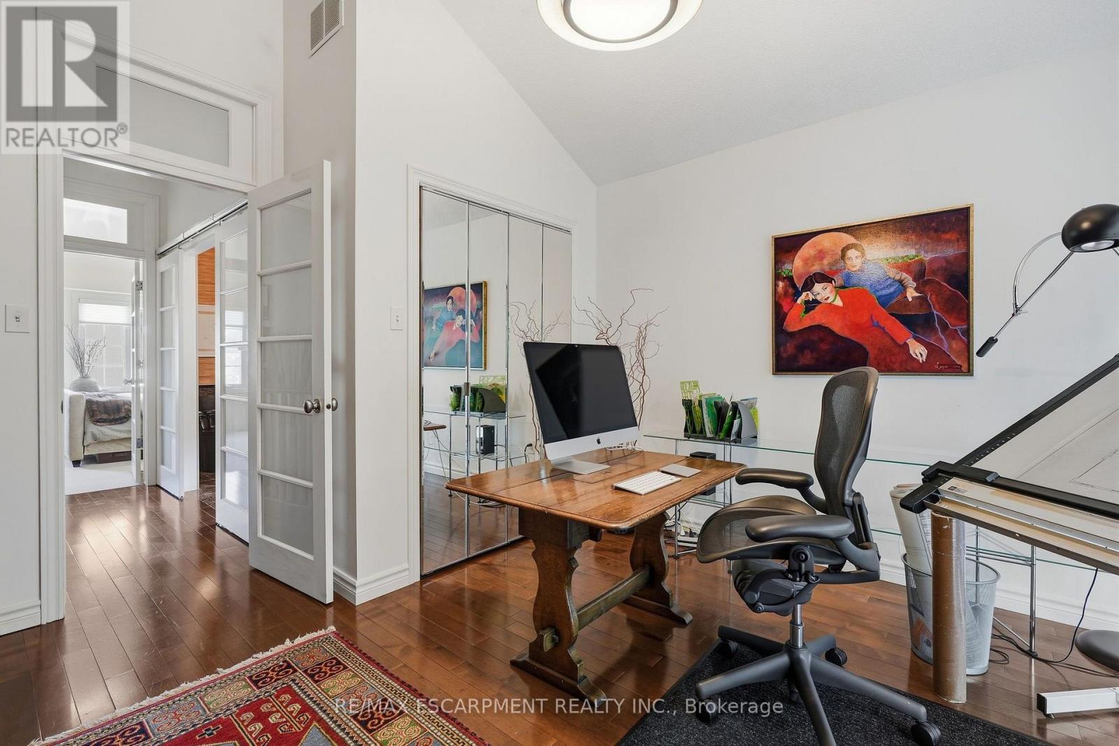 #52 3480 UPPER MIDDLE ROAD - 41