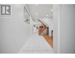 Bedroom 2 - 34 Saddleback Square, Brampton, ON L6X5C5 Photo 6
