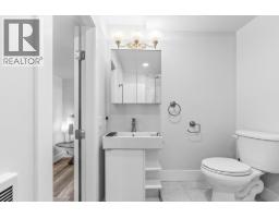 1866 Large Avenue, Kelowna, BC V1P1L5 Photo 31