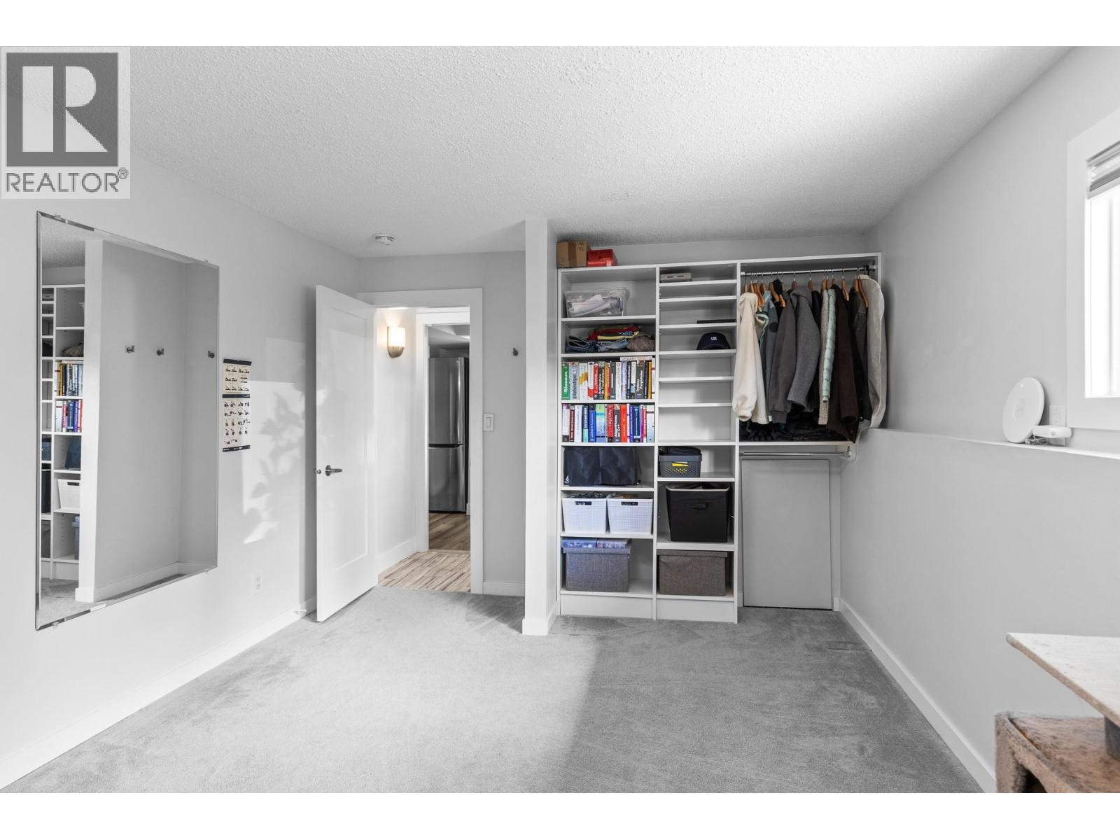 1866 Large Avenue, Kelowna