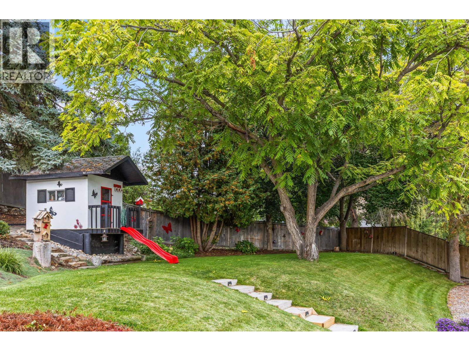 1866 Large Avenue, Kelowna