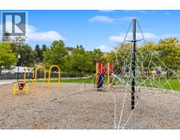 1866 Large Avenue, Kelowna, BC V1P1L5 Photo 64
