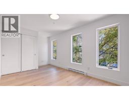 2 1721 Adanac St, Victoria, BC V8R2C4 Photo 21