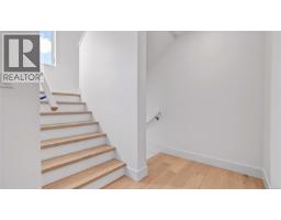2 1721 Adanac St, Victoria, BC V8R2C4 Photo 28