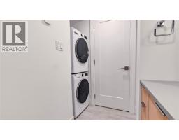 2 1721 Adanac St, Victoria, BC V8R2C4 Photo 31