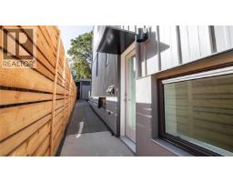 2 1721 Adanac St, Victoria, BC V8R2C4 Photo 37