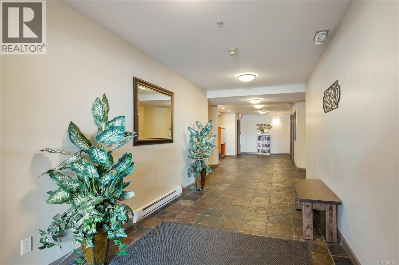 #410 663 Goldstream Ave - Image 27