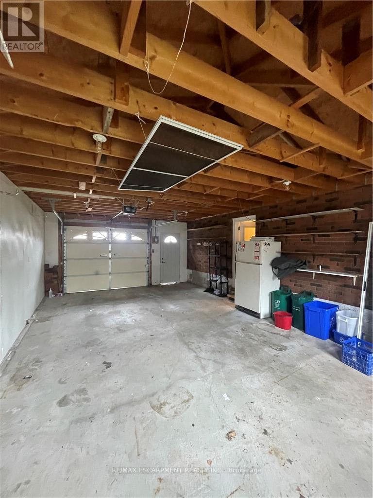 23 WOODSVIEW AVENUE W, Grimsby (Grimsby Beach) — photo 12