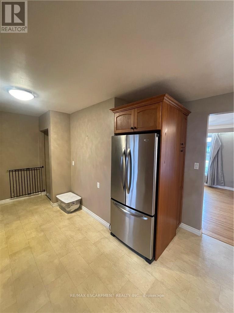 23 WOODSVIEW AVENUE W, Grimsby (Grimsby Beach) — photo 7