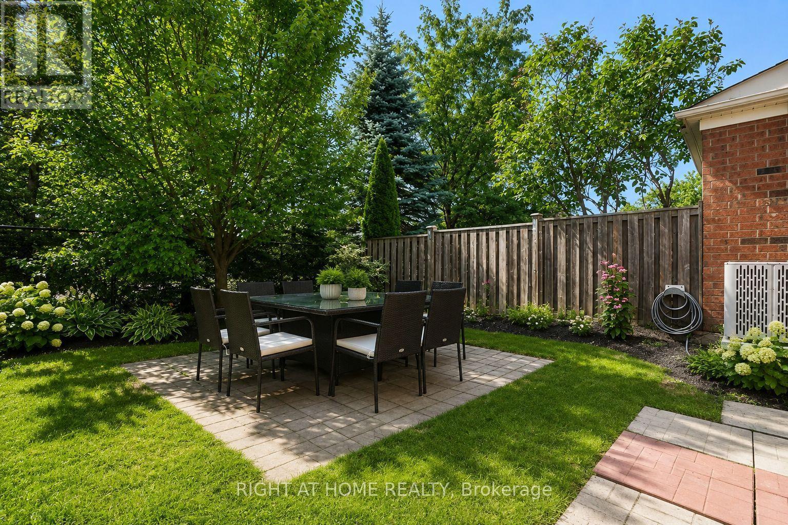84 DOUGHERTY CRESCENT - 2